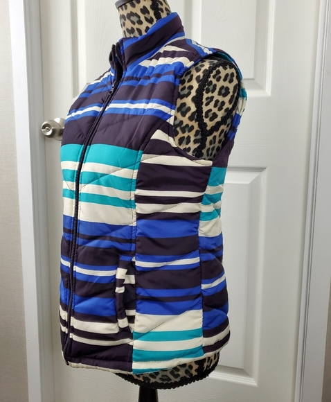 Fresh Striped Quilted Vest - Picture 3 of 9